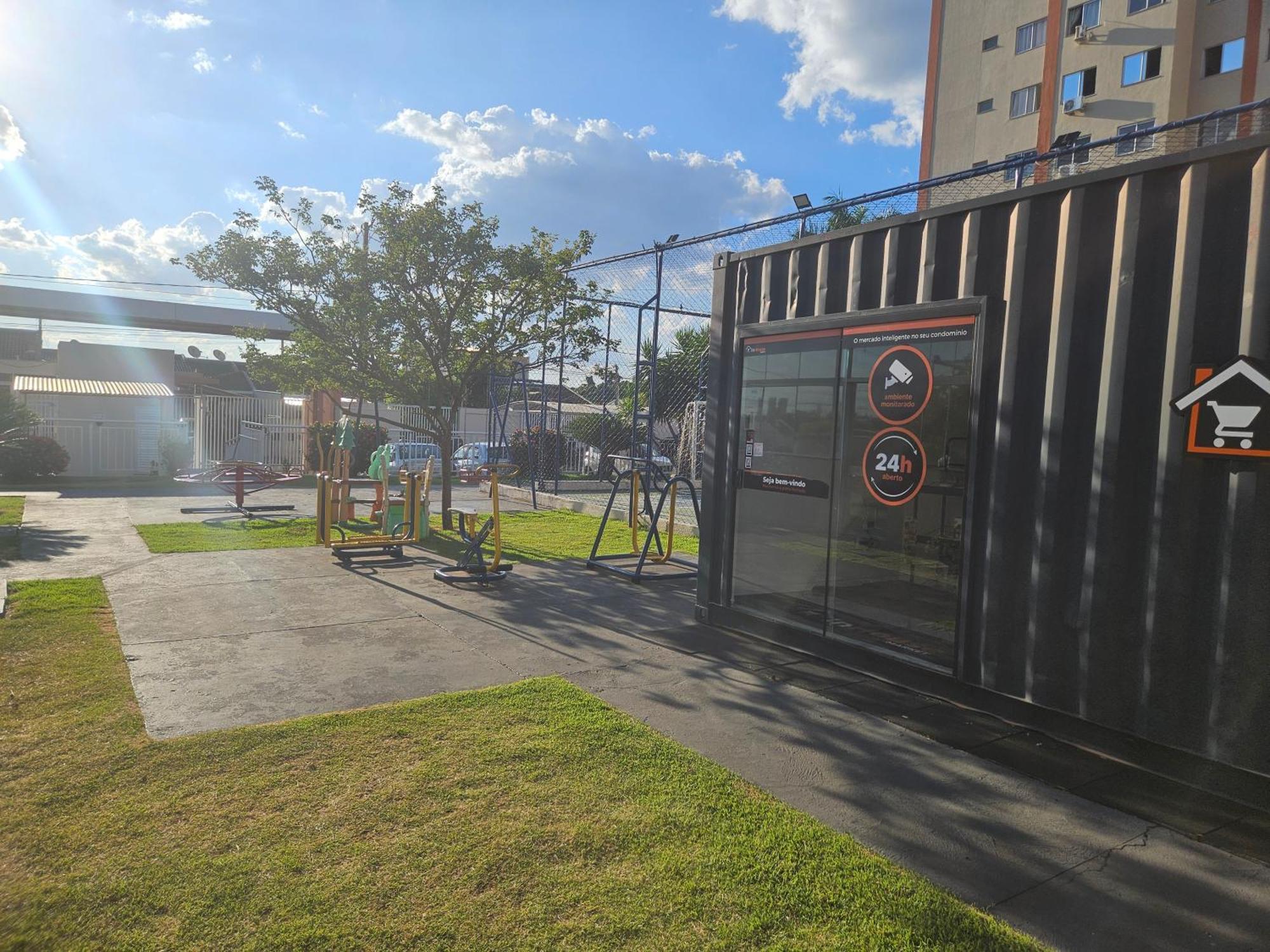 Apartamento Encantador Estacionamento Incluso Sarandi  Dış mekan fotoğraf